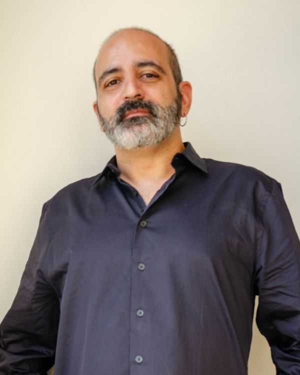 Rubèn E. Fernández